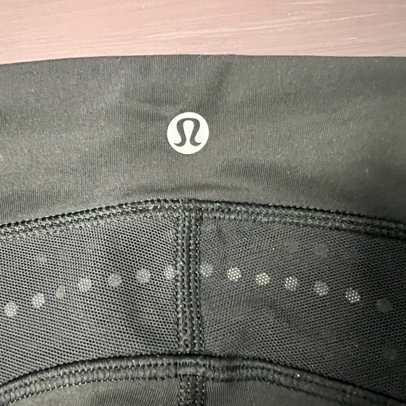 Lululemon Cropped Leggings - Picture 7 of 7